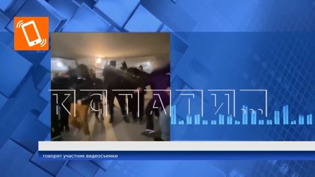 Подростки, устроившие дебош в переходах, транспорте и магазинах, увидев видеокамеру стали извинятьс смотреть онлайн