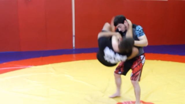 Болевой прием из стойки Висячка смотреть онлайн