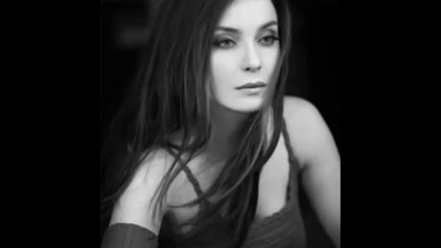 Aliye MUTLU / HASRET смотреть онлайн