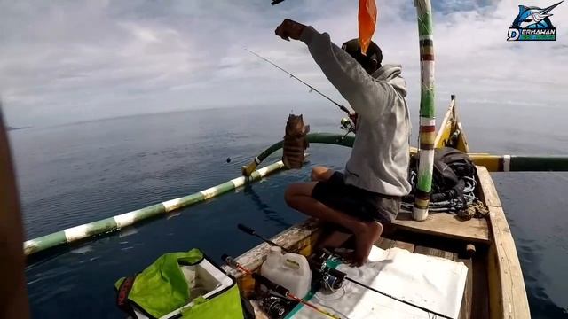 Ultra light jigging metal jig 60gr ft bottom fishing || capung 1-3lb ft. REVOLVER 1000 смотреть онлайн