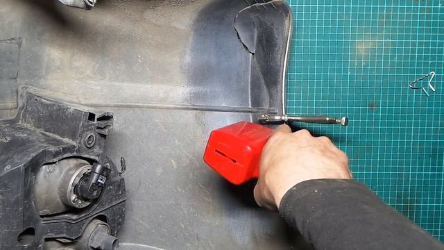 ЭТО ВЫ МОЖЕТЕ! Ремонт пластикового бампера своими руками. смотреть онлайн