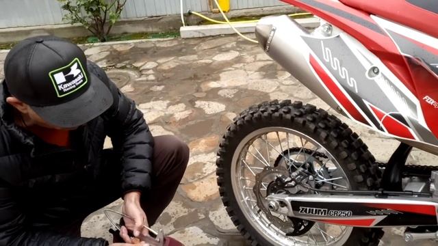 Обзор, самый дешёвый Zuum Cr250cb Fx с172fmm . Что за модель ?????