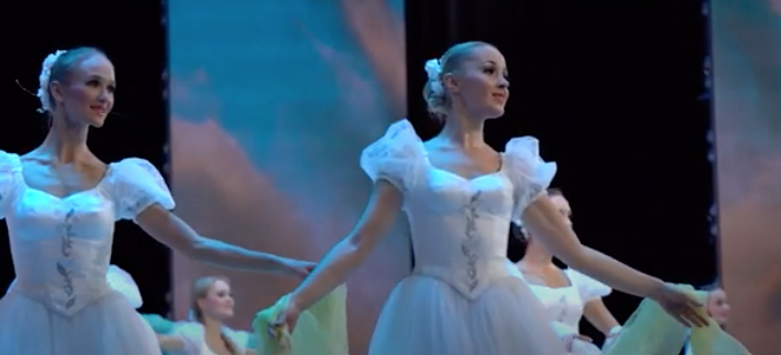 Ансамбль "Берёзка" Старинный русский вальс "Берёзка" / Ansambl Berezka Valse Berezka смотреть онлайн