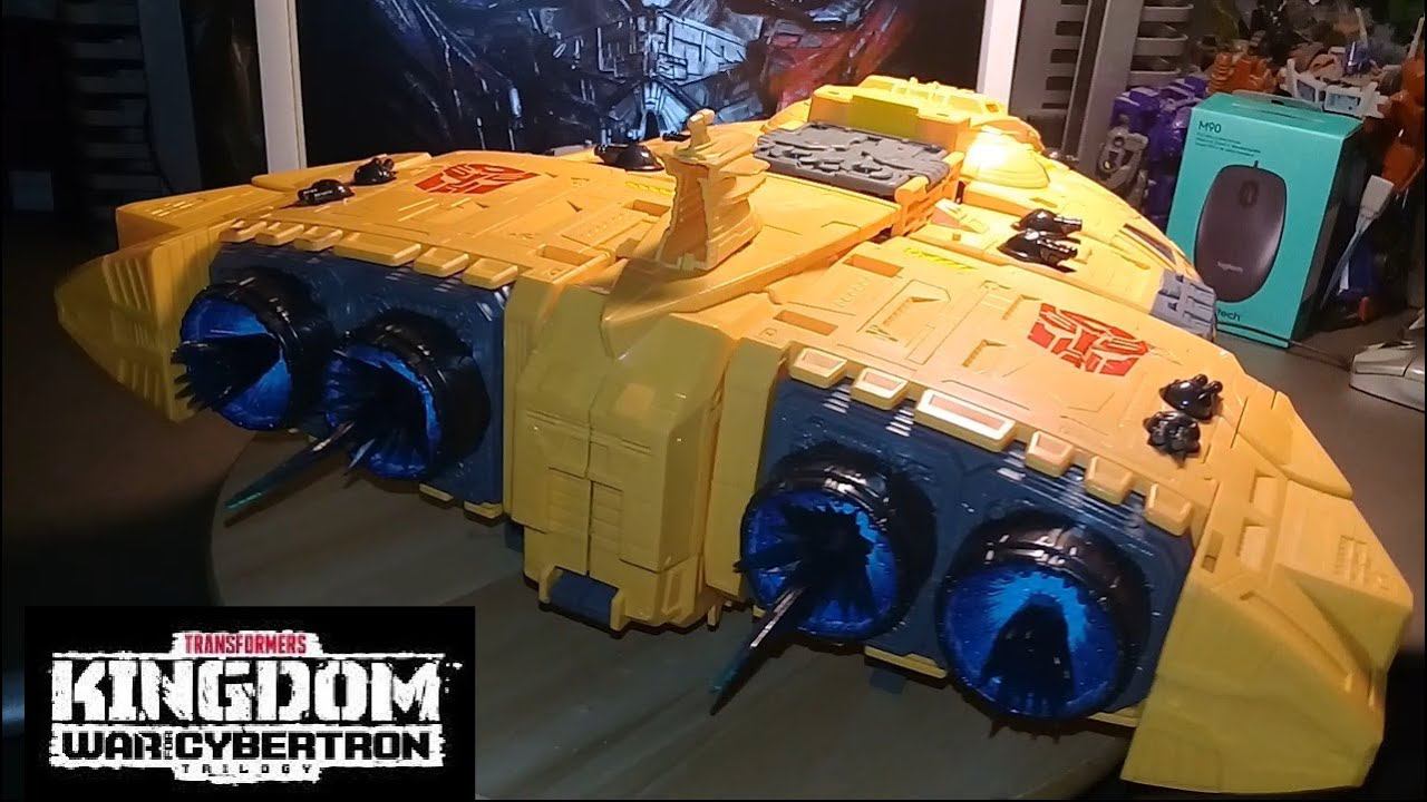 Unpackaging + review! The Ark, WFC Kingdom, Titan class by Hasbro смотреть онлайн