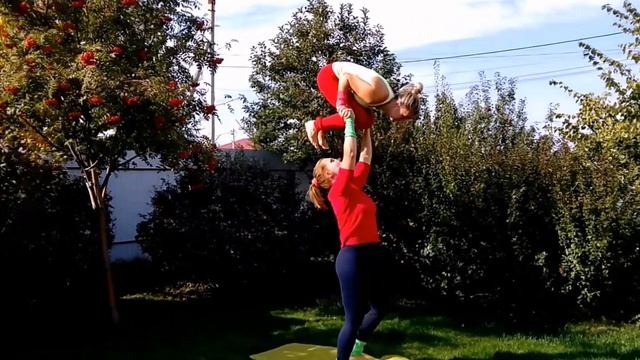 Acro. Olga and Sveta смотреть онлайн