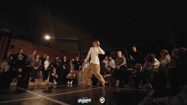 Tim man vs Ника Цатурян / TOP 10 / Hip Hop Pro / ДВИЖЕНИЕ Battle смотреть онлайн