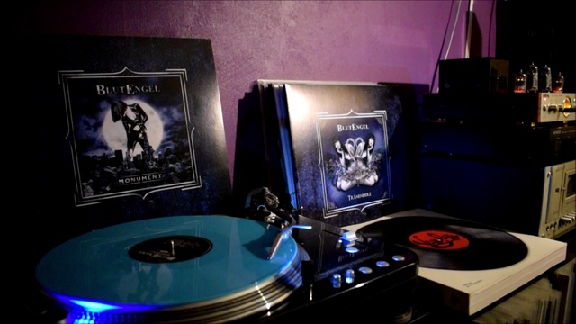 Blutengel - You Walk Away смотреть онлайн