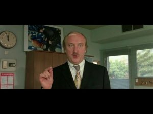 комиссар Жибер (ТАКСИ 3) говорит голосом Лукашенко на французском