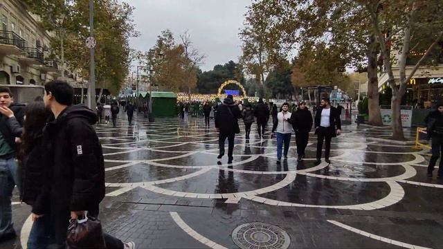 Баку  Азербайджан  Прогулка по городу  Известная торговая улица в Баку