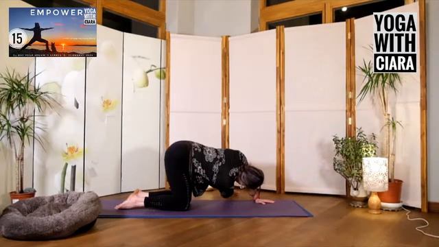 DAY 15: EMPOWER : 25-Day Yoga Journey with Ciara смотреть онлайн