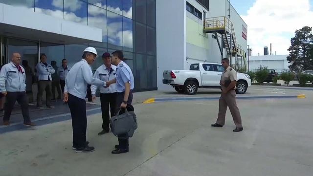 Cars TV - Temporada 5 - Test Drive DS 7 Crossback смотреть онлайн