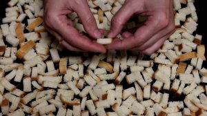 Домашние сухарики - как магазинные. Готовлю вкусные сухарики в домашних условиях.