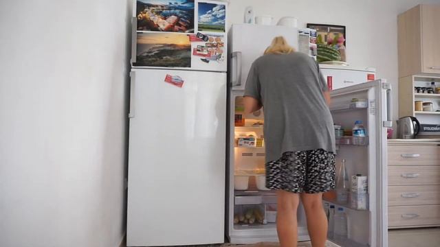 ЛУК на ЗАВТРАК? ~ готовим ЦВЕТЫ КАБАЧКОВ ~ УБОРКА и ОРГАНИЗАЦИЯ моих ХОЛОДИЛЬНИКОВ смотреть онлайн