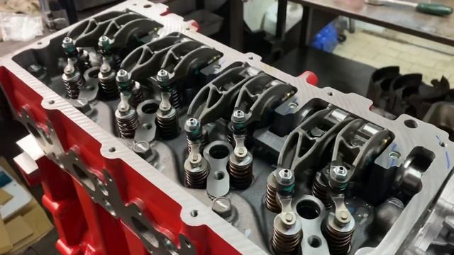 Двигатель Cummins ISF2.8 без навесного смотреть онлайн