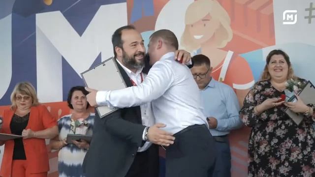 ДЕНЬ РАБОТНИКОВ ТОРГОВЛИ. ОТЧЁТНЫЙ РОЛИК КОМПАНИИ МАГНИТ смотреть онлайн