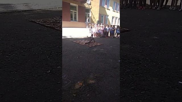 Необычный танец смотреть онлайн