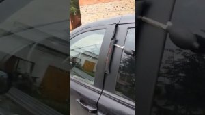 Как открыть автомобиль без ключа. Вскрытие автомобиля Киа