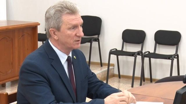 Планёрка понедельника смотреть онлайн