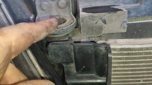 Небольшое разнообразие. Замена радиатора Киа Соренто 2014г.в. Конструкция как у Старекса