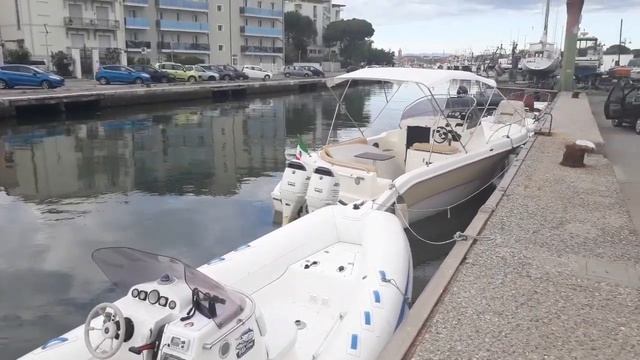 Чезенатико - морской курортный городок на побережье Адриатики в Италии смотреть онлайн