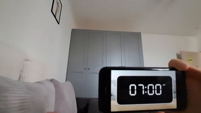 как встают люди в разные дни смотреть онлайн