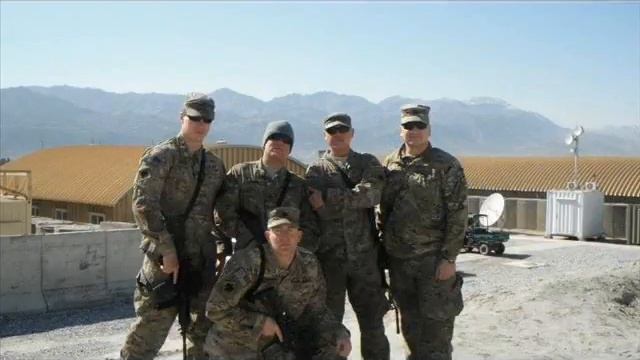 US soldiers photos abused by scammers 20 смотреть онлайн