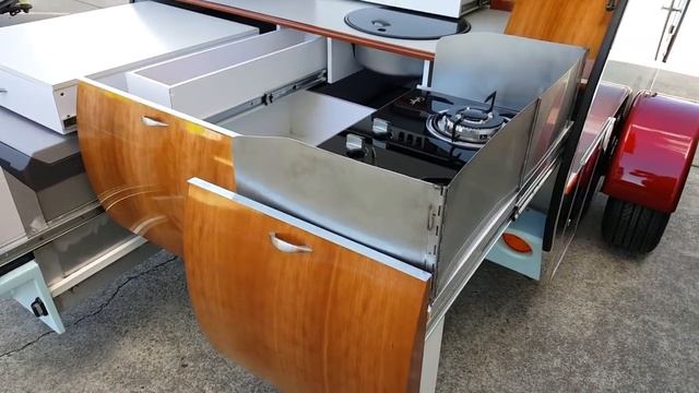 Gidget NOOSA Kitchen...FULLY EQUIPPED & SO MUCH STORAGE смотреть онлайн
