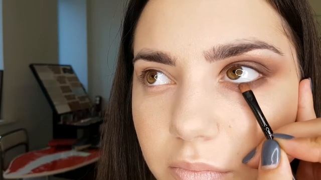 Smokey eyes! Basic Pro! DIVINITY MAKEUP SCHOOL! смотреть онлайн