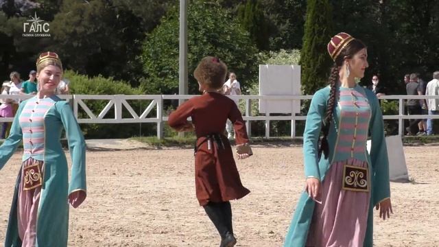 Ансамбль кавказского танца #Абреки г.Майкоп, респ. Адыгея #ИППОсфера 2021 смотреть онлайн