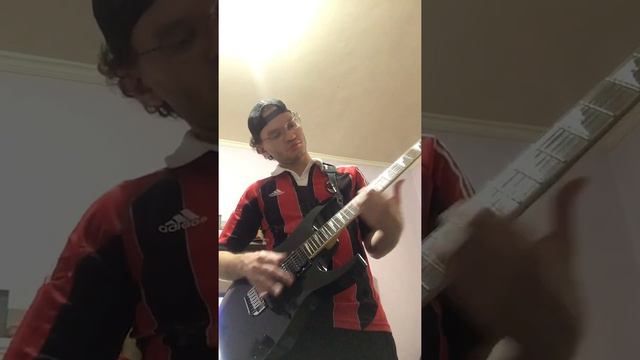 Paramore (Misery Business) Guitar cover смотреть онлайн