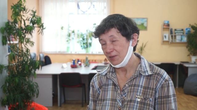 Библиотеки им.Мамина-Сибиряка приглашает на выставку «Подарок Деду Морозу» смотреть онлайн