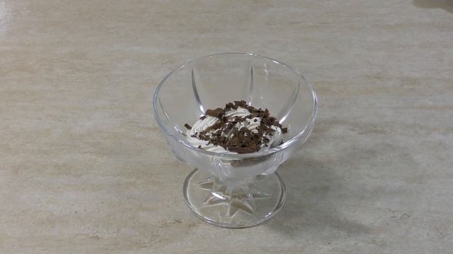 Десерт из сливок за 5 минут/Postre Delicioso Por 5 Minutos