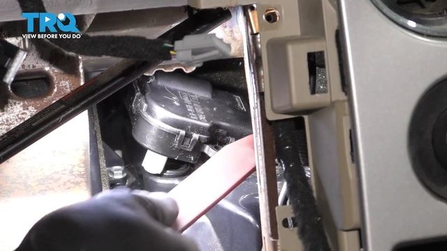 How to Replace Blend Door Actuator 2009-2014 Ford F-150 смотреть онлайн