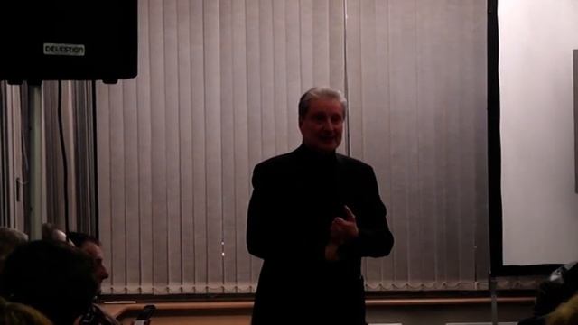 27.11.2013 Книжная ярмарка Презентация антологии Е.Евтушенко В.Б Смехов смотреть онлайн