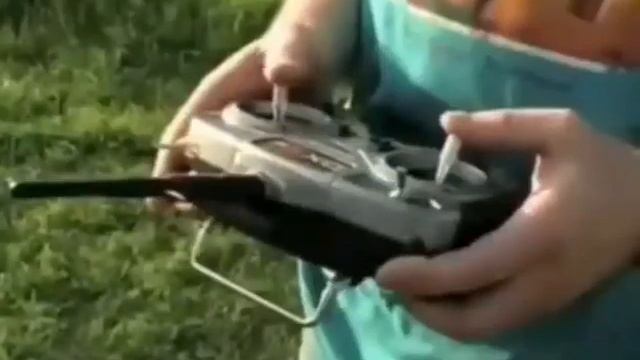 кот-квадрокоптер смотреть онлайн