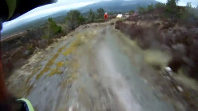 Red Bull 50/50 @ CairnGorm Mountain смотреть онлайн