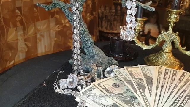 ЧТОБЫ ВСЕГДА ВОДИЛИСЬ ДЕНЬГИ. СИЛЬНЫЙ ЗАГОВОР. ДЛЯ ВСЕХ. смотреть онлайн