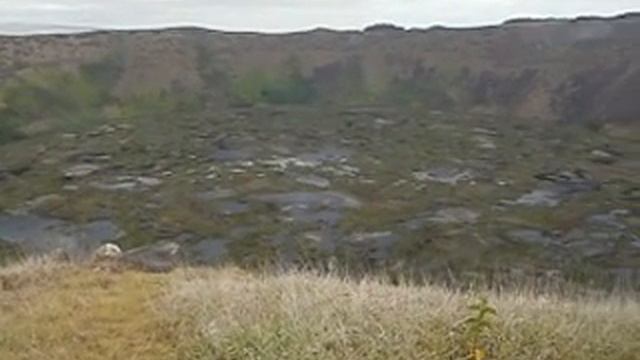 Easter Island: Crater of Rano Kau (4) смотреть онлайн