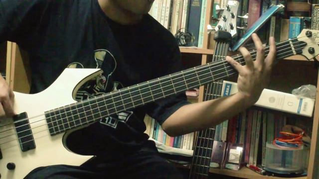 Static-X - Cold (Bass Cover) смотреть онлайн