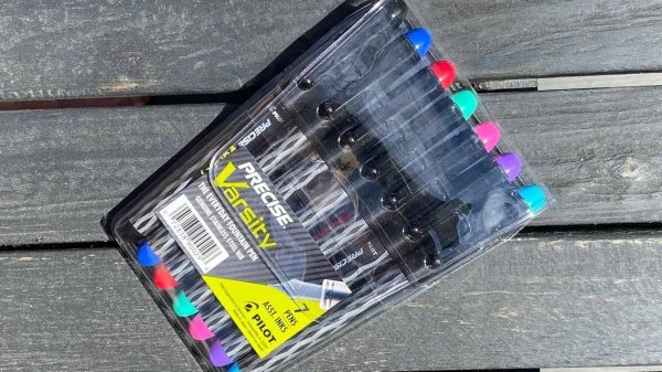 Перьевая ручка Pilot Varsity (Pilot Vpen)