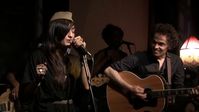 Hindi Zahra - Imik Si Mik @Мастерская (03) смотреть онлайн