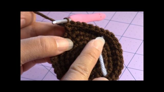 Crochet Amigurumi Gorilla and Banana Part 1 of 4 DIY Video Tutorial смотреть онлайн