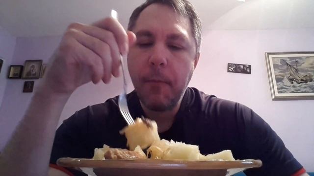 МУКБАНГ. КУШАЮ ЖАРЕНОЕ МЯСО С КАРТОШКОЙ