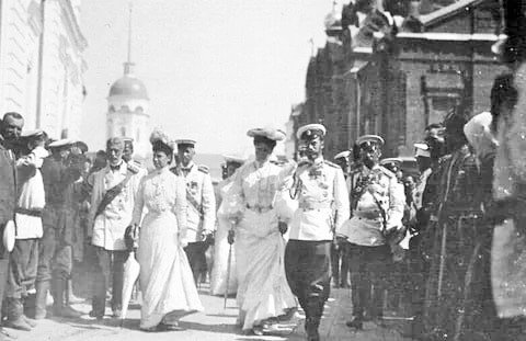 Кому не нужен православный монарх? смотреть онлайн