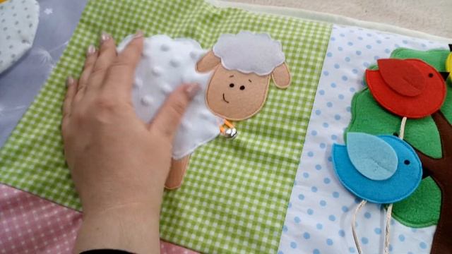 Развивающий коврик из разнофактурных тканей смотреть онлайн