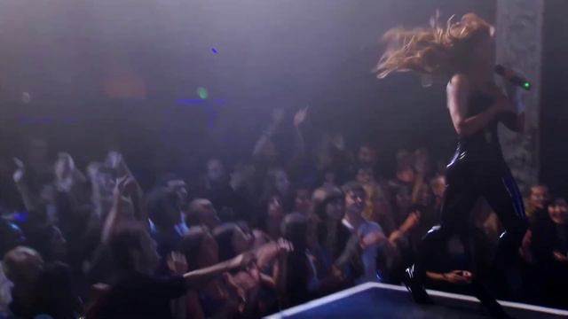 Mel B - Lip Lock (Feat. Ludacris) - It's A Scary World 2010 • HD смотреть онлайн