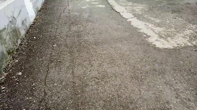 Я забыла что сегодня в воскресенье почта не работает, ходила к бабушке