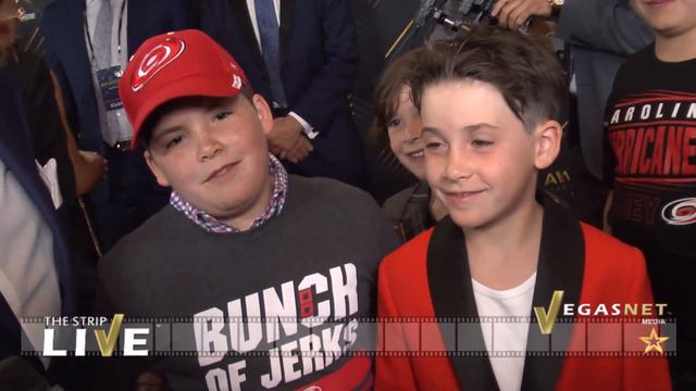 Peter Karmanos Jr. and family (showcase), NHL Awards 2019 Red Carpet, Mandalay Bay Las Vegas смотреть онлайн