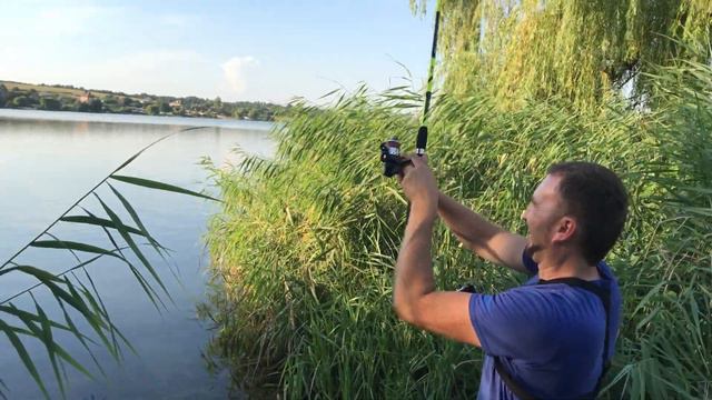 СЕКРЕТ Уловистой ПРИКОРМКИ! Ловля ФИДЕРОМ и ПРУЖИНОЙ на Вечерней Зорьке! смотреть онлайн