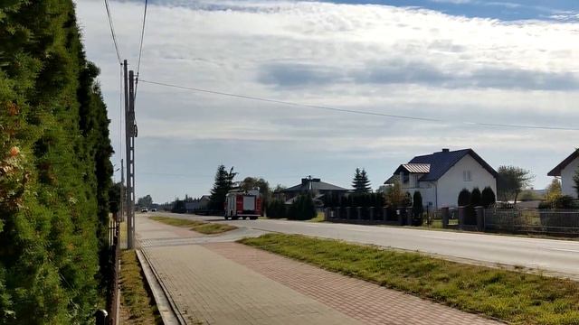 Alarmowo wszystkie służby do zdarzenia drogowego w miejscowości Rzemień смотреть онлайн